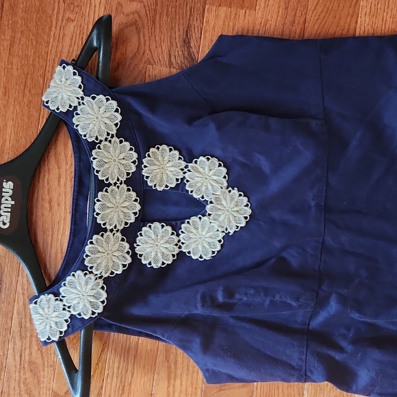 LILY PULITZER NAVY FLORAL DRESS 4 - Picture 8 of 9